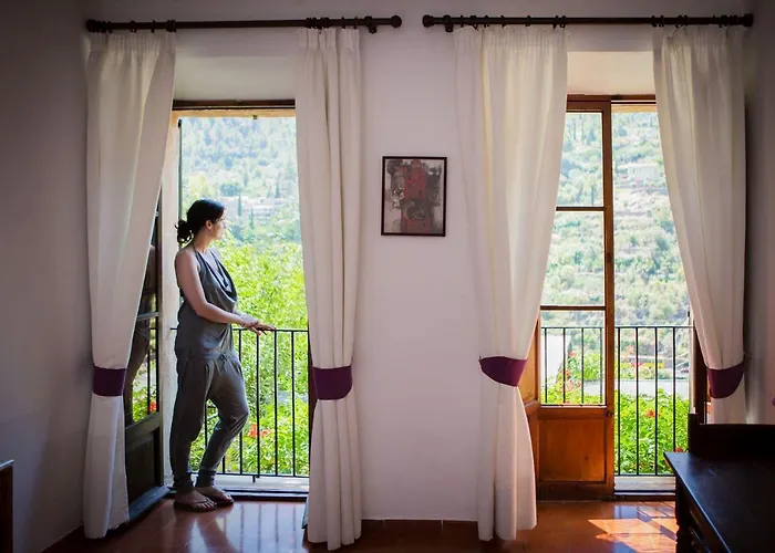 Hostal Villa Verde-Adults Only